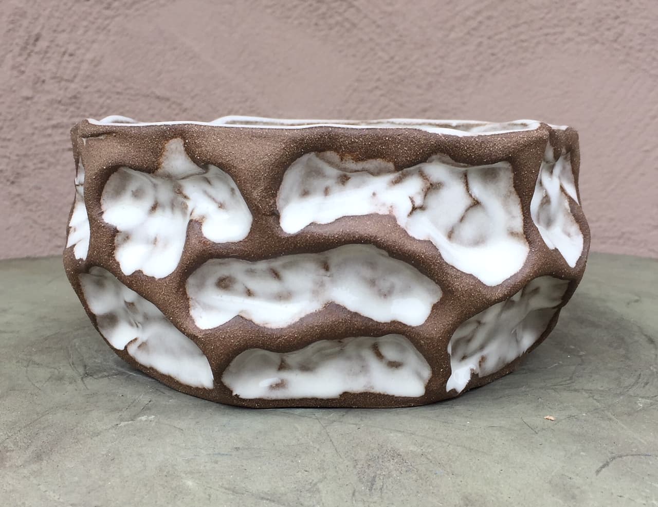 6" Pearl White Wave Planter