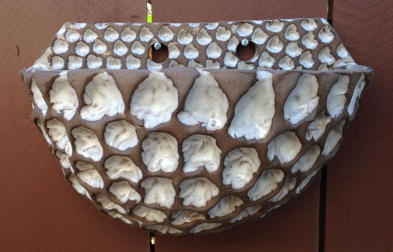 Pearl White Wave Wall Planter