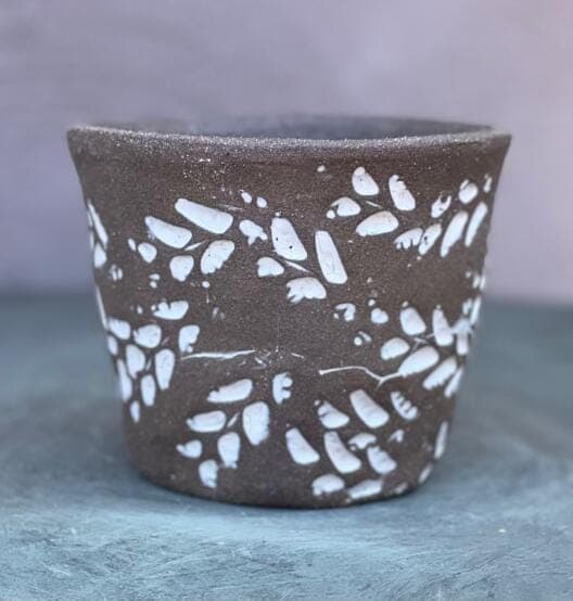 4" Antique White Leaf Planter