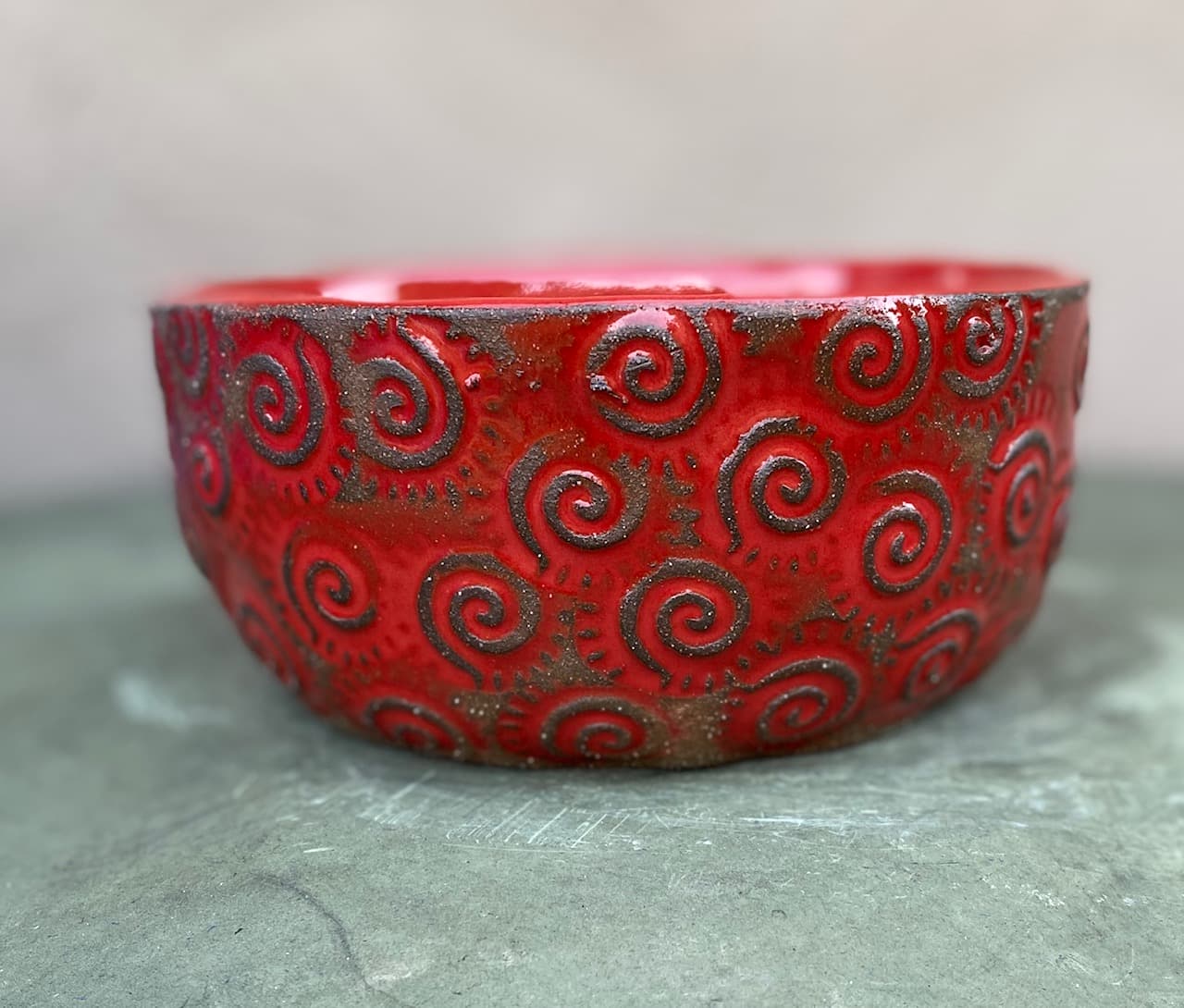 6" Red Swirl Planter