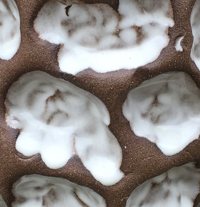 9" Pearl White Wave Planter - Image 2