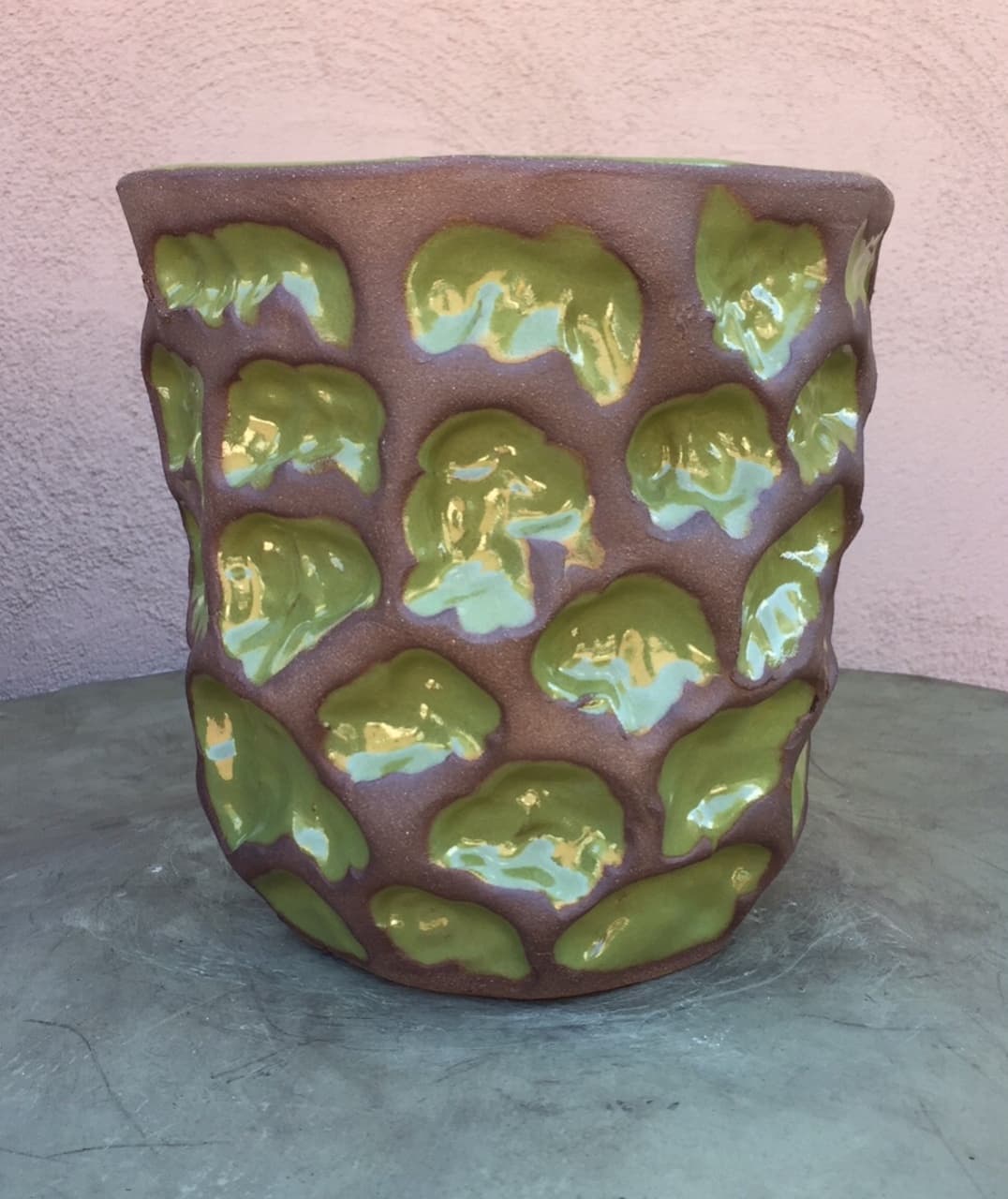 8" Avocado Green Wave Planter
