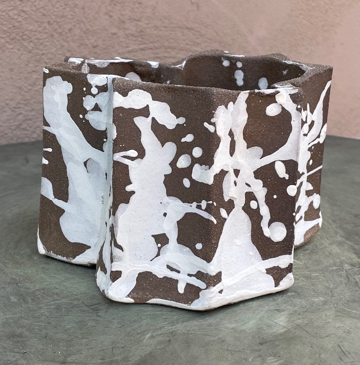 6" White Splash Extruded Planter